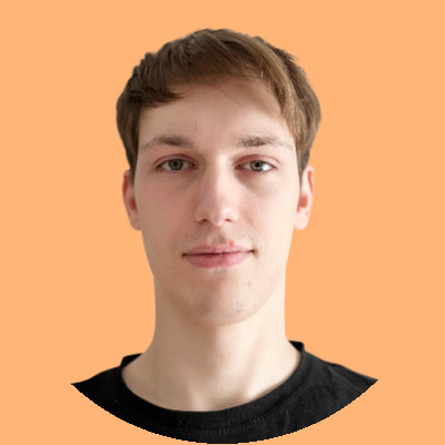 Евгений Блохин, специалист по запуску и сопровождению проектов StartExam